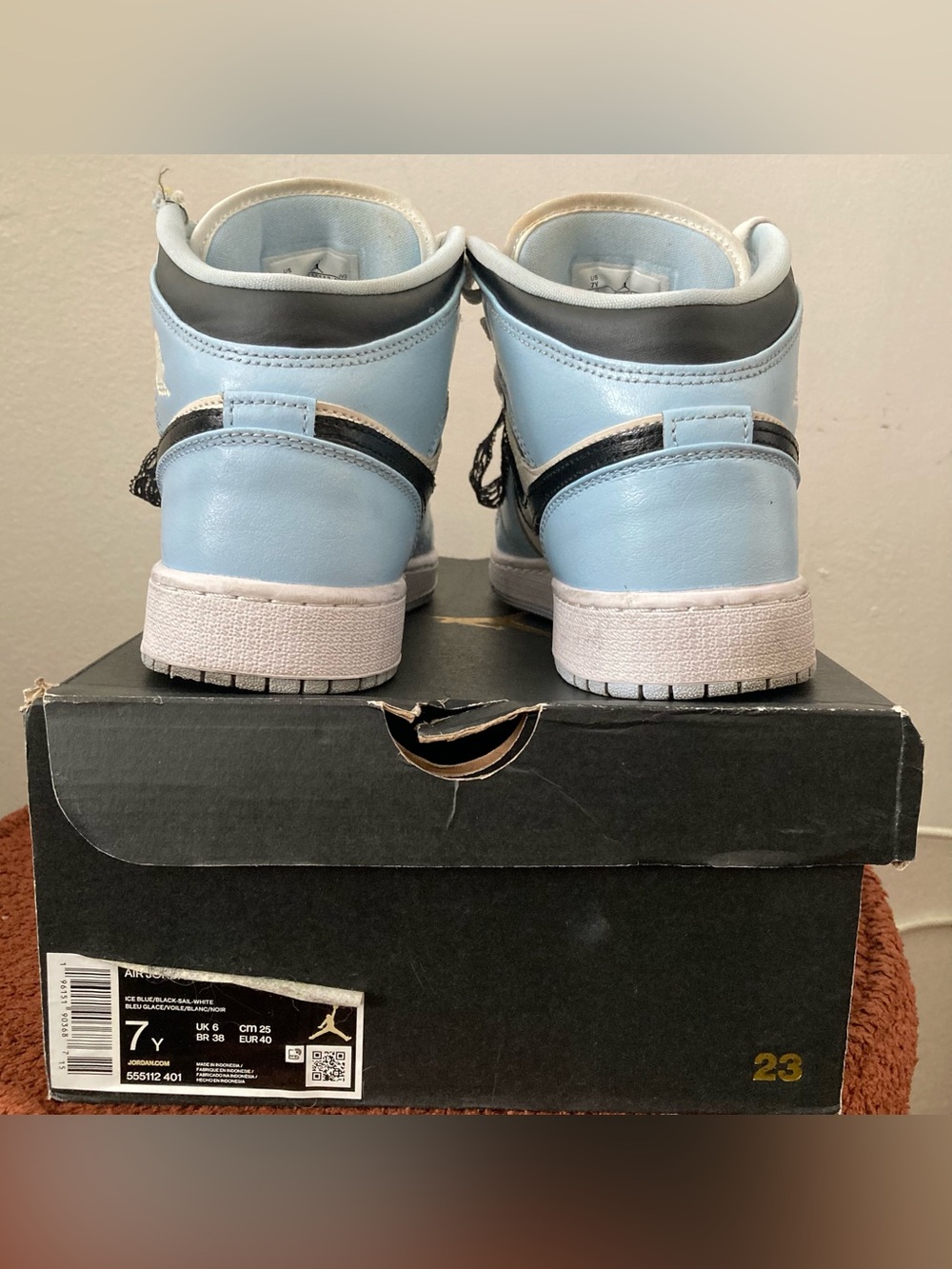 Nike Air Jordan 1 Mid Black Lace Accents Light Blue/ White / - Picture 4 of 4